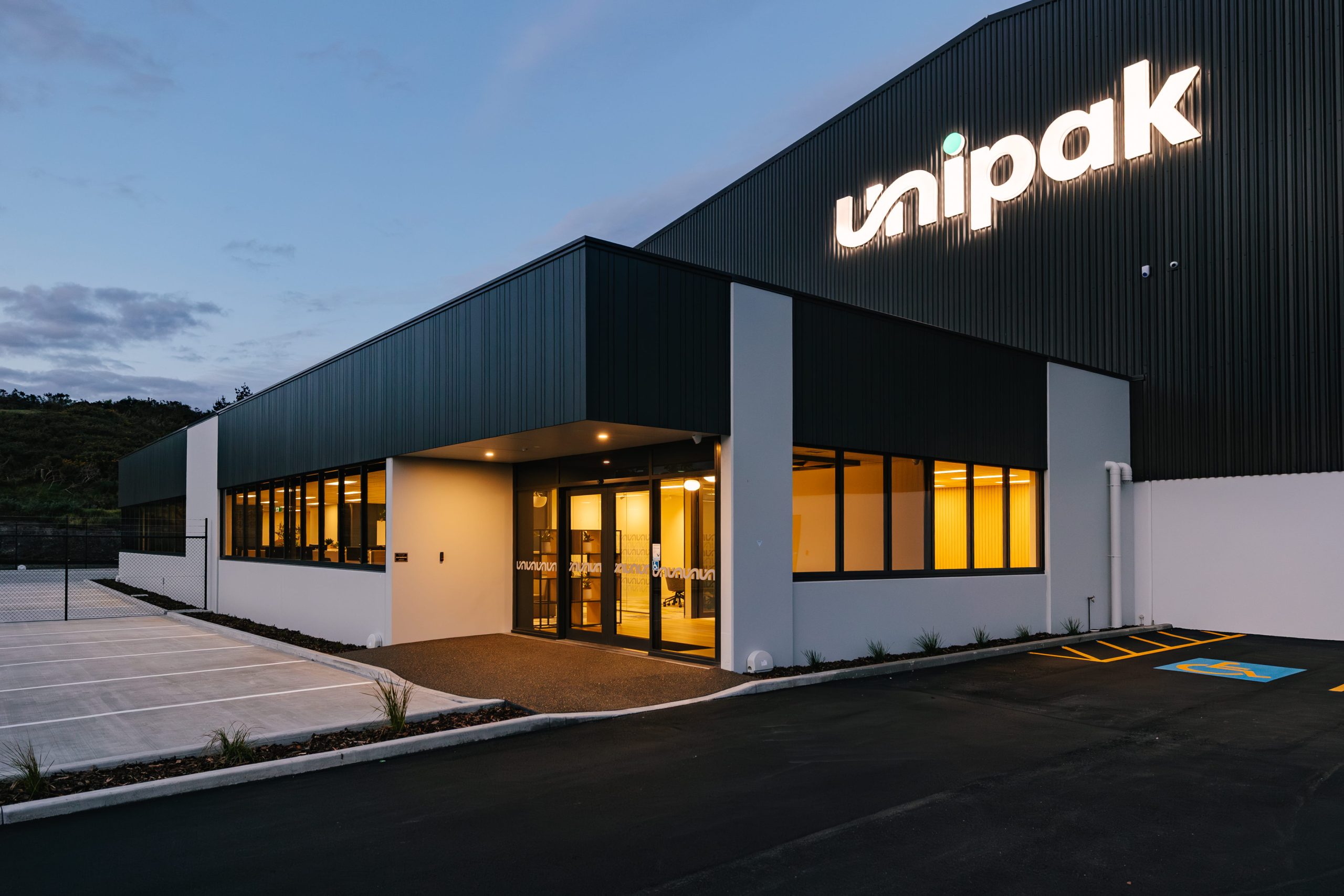 Aluminium industrial cladding. Flashclad cladding. Low maintenance